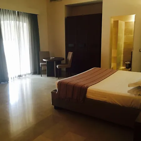 Ξενοδοχείο Mare 4*